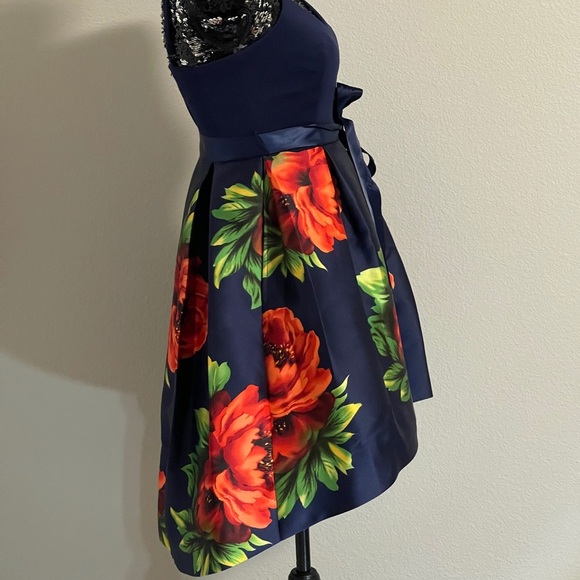 TeezeMe Occasion Dress - Picture 2 of 7